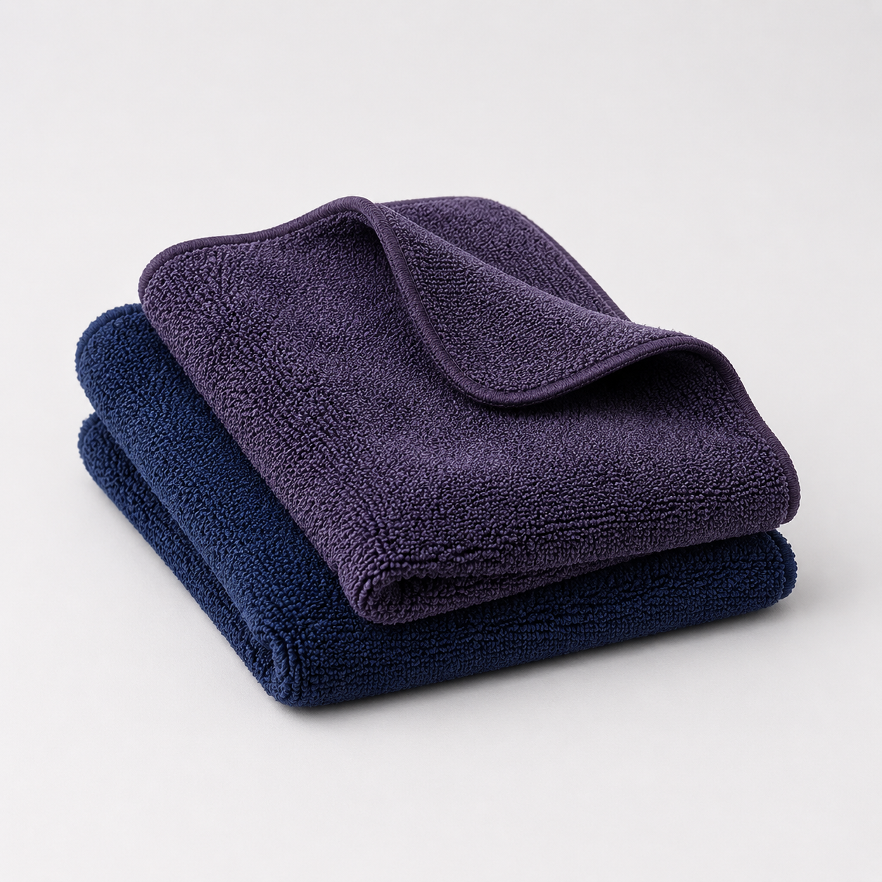 Lot de 2 chiffons microfibres auto – Vitres et finition sans traces